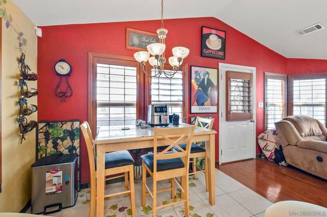 120 Sherri Ln, Oceanside, CA 92054