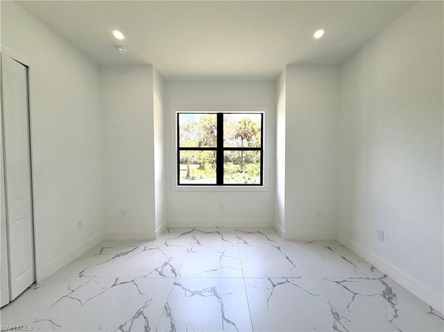 3257 Desoto Blvd S, Naples, FL 34117