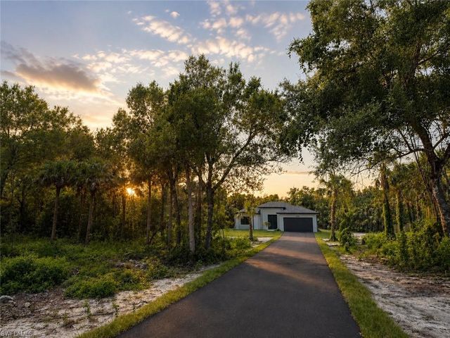 3257 Desoto Blvd S, Naples, FL 34117