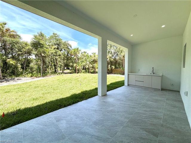3257 Desoto Blvd S, Naples, FL 34117