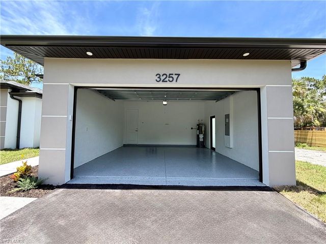 3257 Desoto Blvd S, Naples, FL 34117