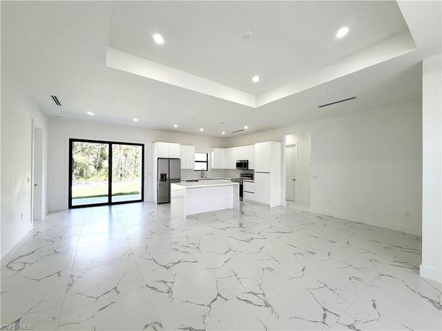 3257 Desoto Blvd S, Naples, FL 34117