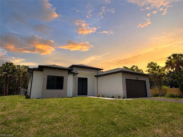 3257 Desoto Blvd S, Naples, FL 34117