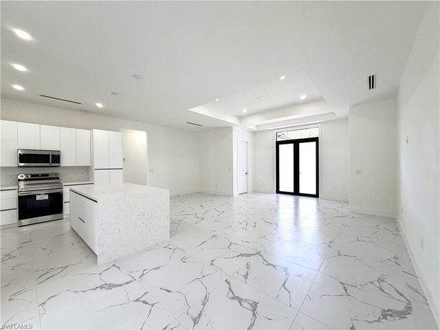 3257 Desoto Blvd S, Naples, FL 34117