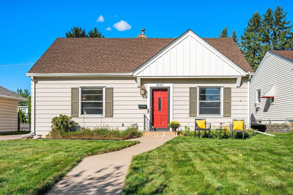 1647 Montreal Avenue, Saint Paul, MN 55116