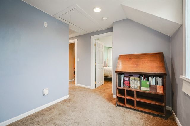 4 Roosevelt St, Wareham, MA 02571