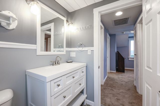 4 Roosevelt St, Wareham, MA 02571