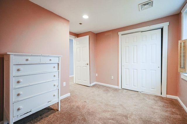 4 Roosevelt St, Wareham, MA 02571