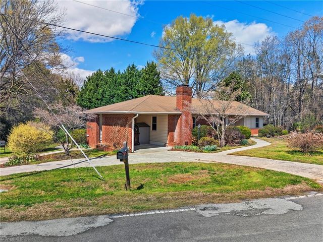 1735 Prince Edward Drive, Elon, NC 27244