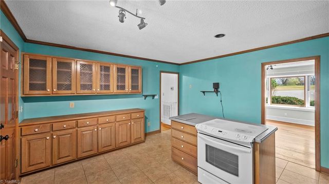 1735 Prince Edward Drive, Elon, NC 27244