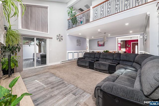 153 Howard Avenue, Rochelle Park, NJ 07662