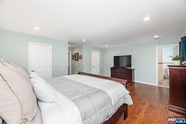 153 Howard Avenue, Rochelle Park, NJ 07662