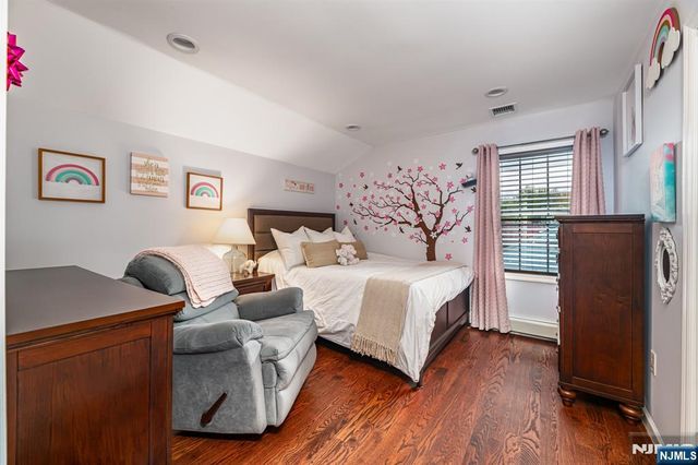 153 Howard Avenue, Rochelle Park, NJ 07662