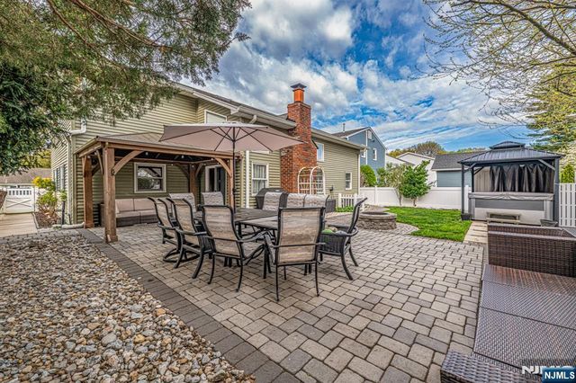 153 Howard Avenue, Rochelle Park, NJ 07662