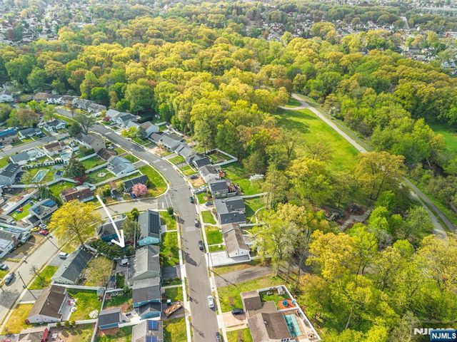 153 Howard Avenue, Rochelle Park, NJ 07662