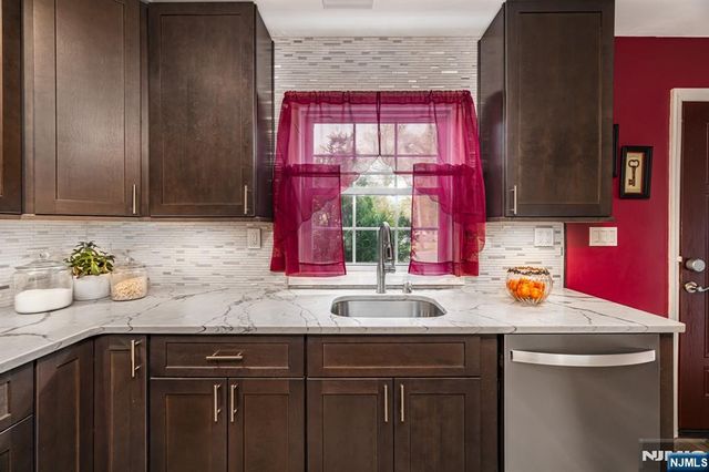 153 Howard Avenue, Rochelle Park, NJ 07662