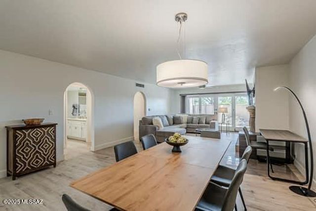 430 N Dodge Boulevard, Tucson, AZ 85716