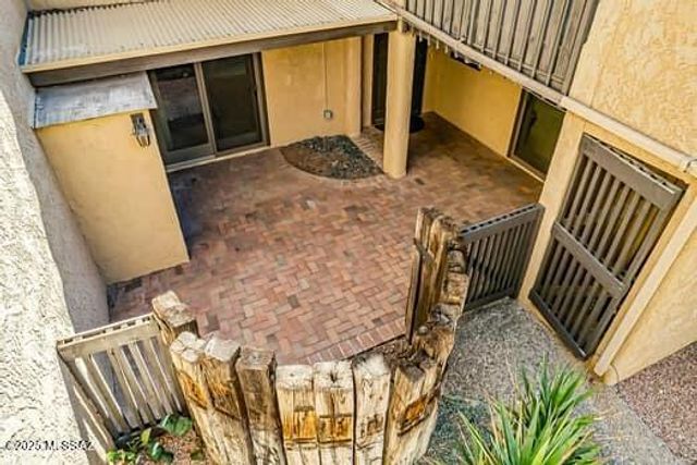 430 N Dodge Boulevard, Tucson, AZ 85716