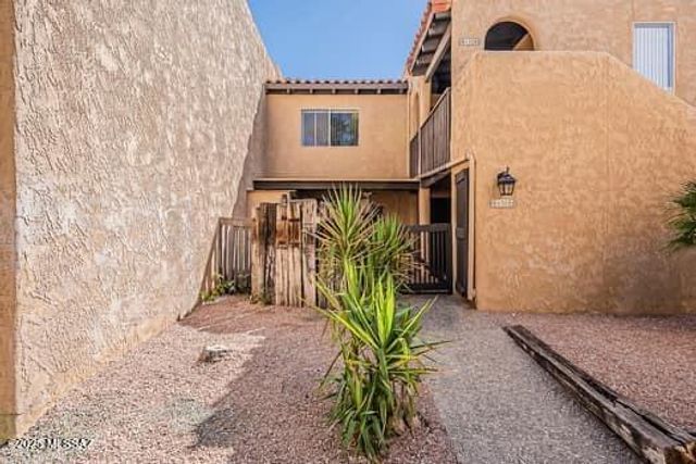 430 N Dodge Boulevard, Tucson, AZ 85716
