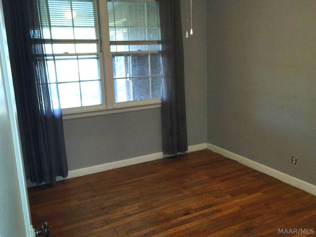 5761 Main Street, Millbrook, AL 36054