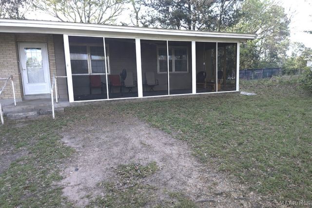 5761 Main Street, Millbrook, AL 36054