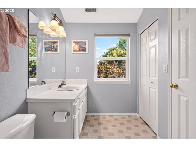 20629 Sw WINDFLOWER Ave Sw, Sherwood, OR 97140