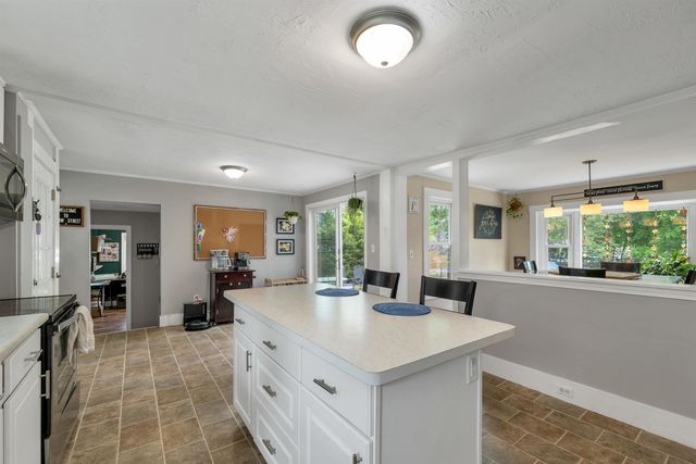 15 Snow Street, Concord, NH 03303