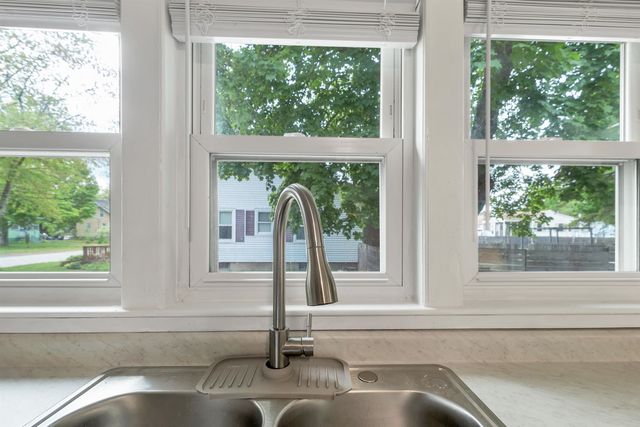 15 Snow Street, Concord, NH 03303