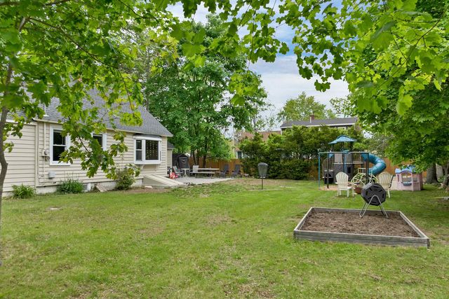 15 Snow Street, Concord, NH 03303
