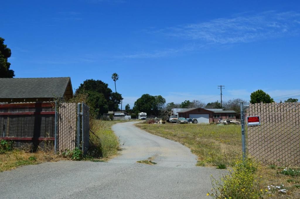 Image 1 of property listing at 11610 Schoch Road, Salinas, CA 93907