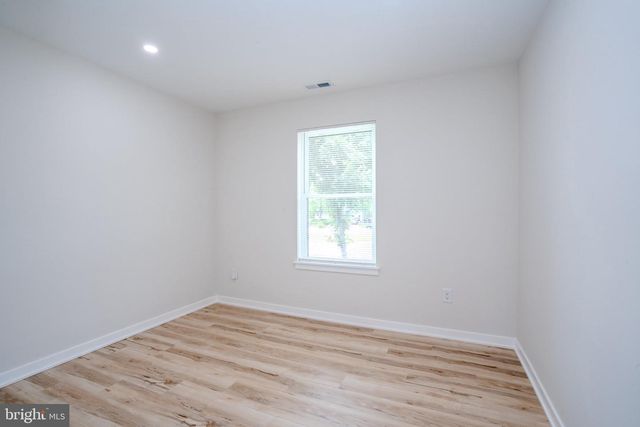 20 LINCOLN AVE, Sicklerville, NJ 08081