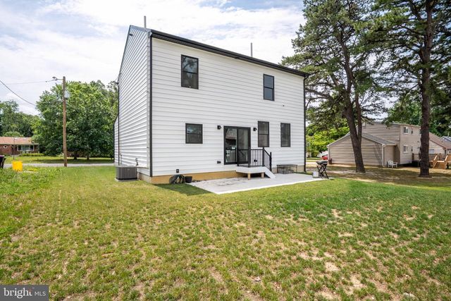 20 LINCOLN AVE, Sicklerville, NJ 08081