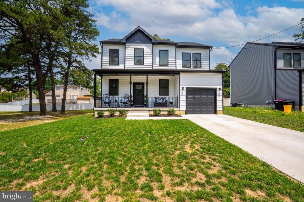 20 LINCOLN AVE, Sicklerville, NJ 08081