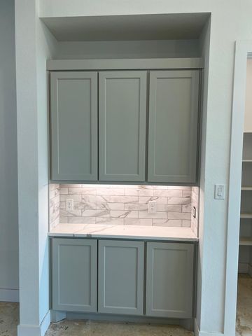 2414 Garden Arbor, Tomball, TX 77375