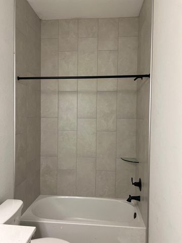 2414 Garden Arbor, Tomball, TX 77375