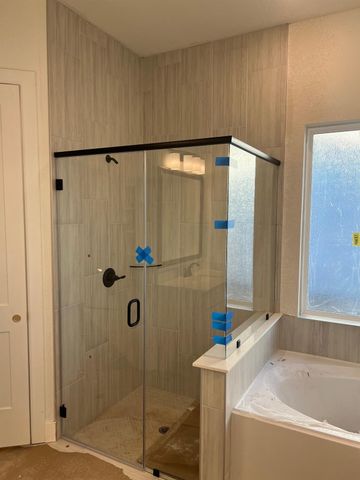 2414 Garden Arbor, Tomball, TX 77375