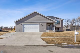 422 Sequoia Drive, Mapleton, ND 58059