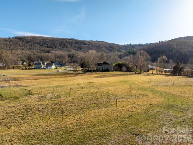 00 Saddle Club Lane, Hendersonville, NC 28739