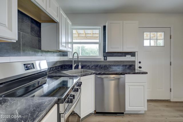 3729 Cherry Road, Joplin, MO 64804