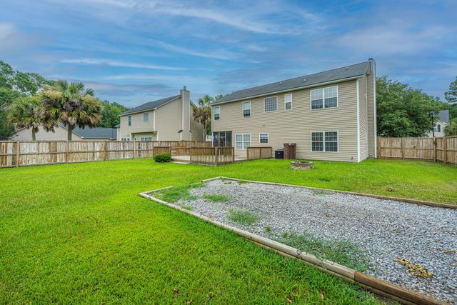 400 Barreling Court, Moncks Corner, SC 29461