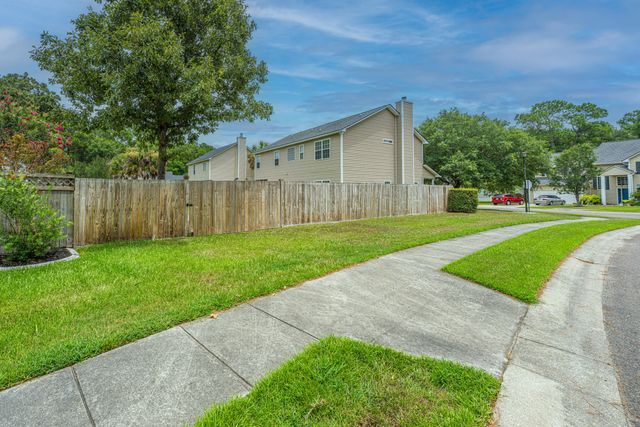 400 Barreling Court, Moncks Corner, SC 29461