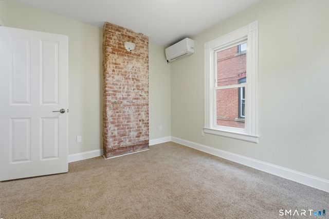 41 Center Street, Hartford, CT 06120