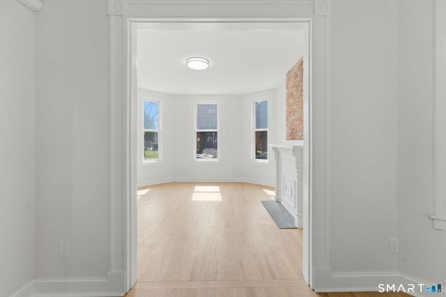 41 Center Street, Hartford, CT 06120