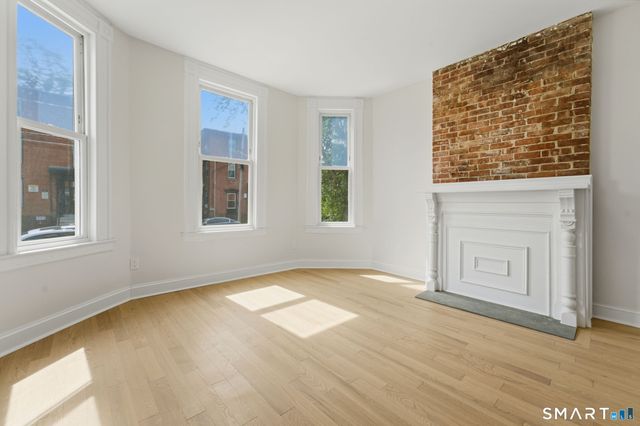 41 Center Street, Hartford, CT 06120