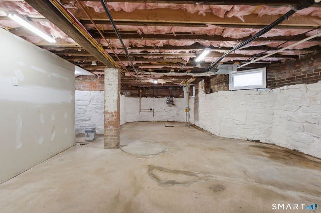 41 Center Street, Hartford, CT 06120