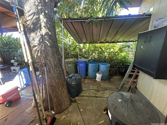 85-234 Waianae Valley Road, Waianae, HI 96792