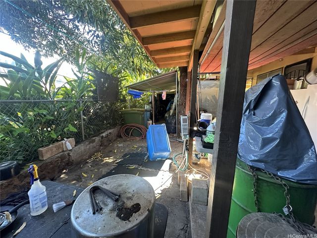 85-234 Waianae Valley Road, Waianae, HI 96792