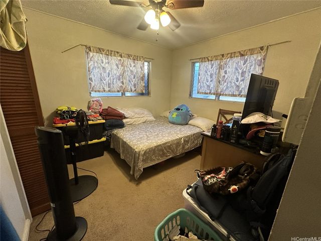 85-234 Waianae Valley Road, Waianae, HI 96792