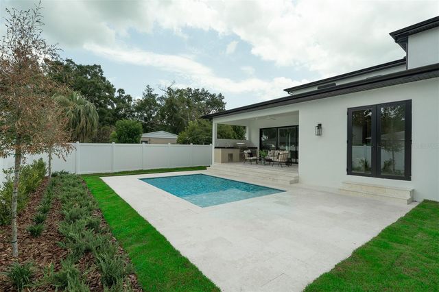 2103 GALE STREET, Orlando, FL 32803
