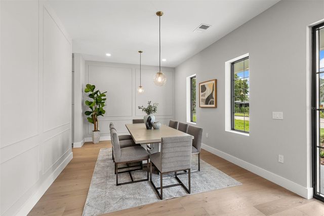 2103 GALE STREET, Orlando, FL 32803